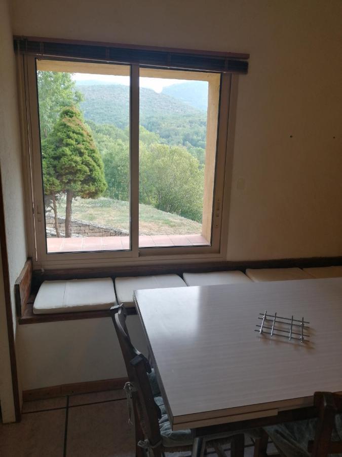 Location De Vacances A Neylis Avec Vue Sur Les Forets Et Les Champs Carla-de-Roquefort Exterior photo